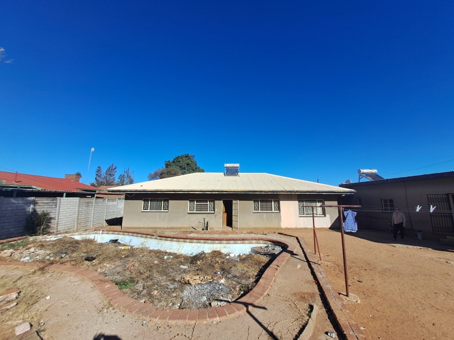 4 Bedroom Property for Sale in Polokwane Central Limpopo