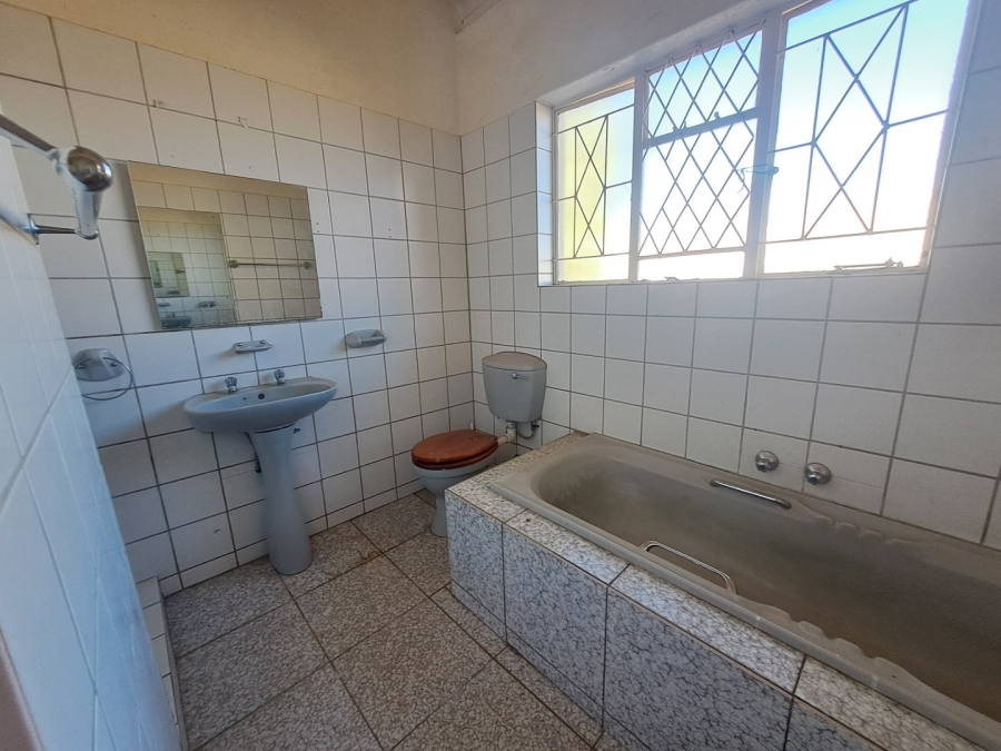 4 Bedroom Property for Sale in Polokwane Central Limpopo