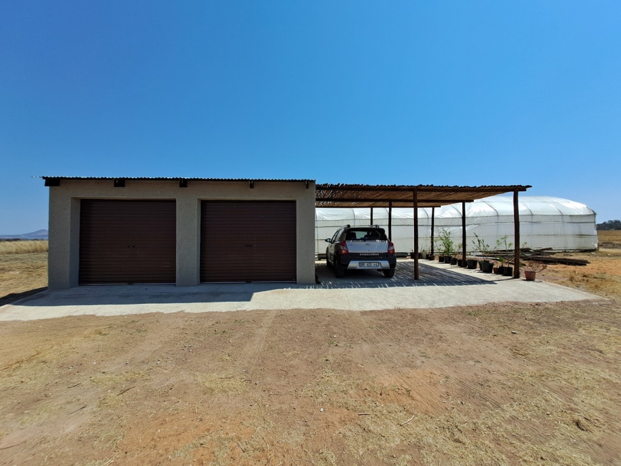 4 Bedroom Property for Sale in Wildebeestfontein A H Limpopo