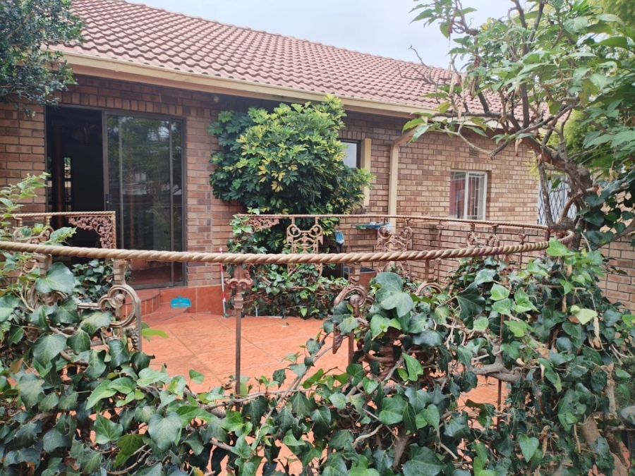 3 Bedroom Property for Sale in Bendor Limpopo