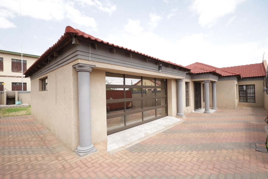 4 Bedroom Property for Sale in African Jewel Limpopo