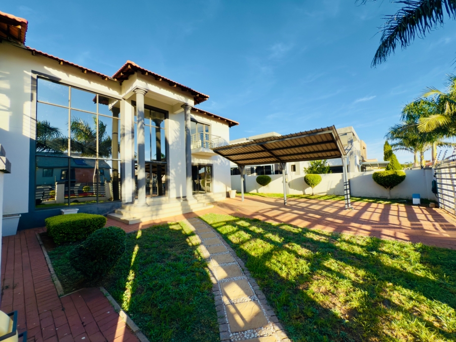6 Bedroom Property for Sale in Bendor Limpopo