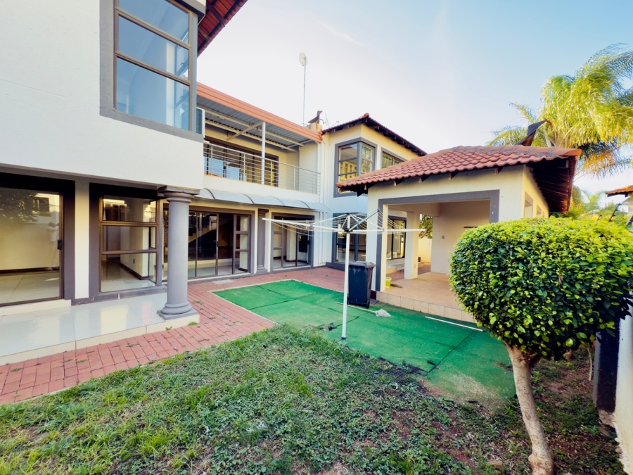 6 Bedroom Property for Sale in Bendor Limpopo