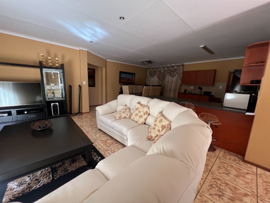3 Bedroom Property for Sale in Bendor Limpopo