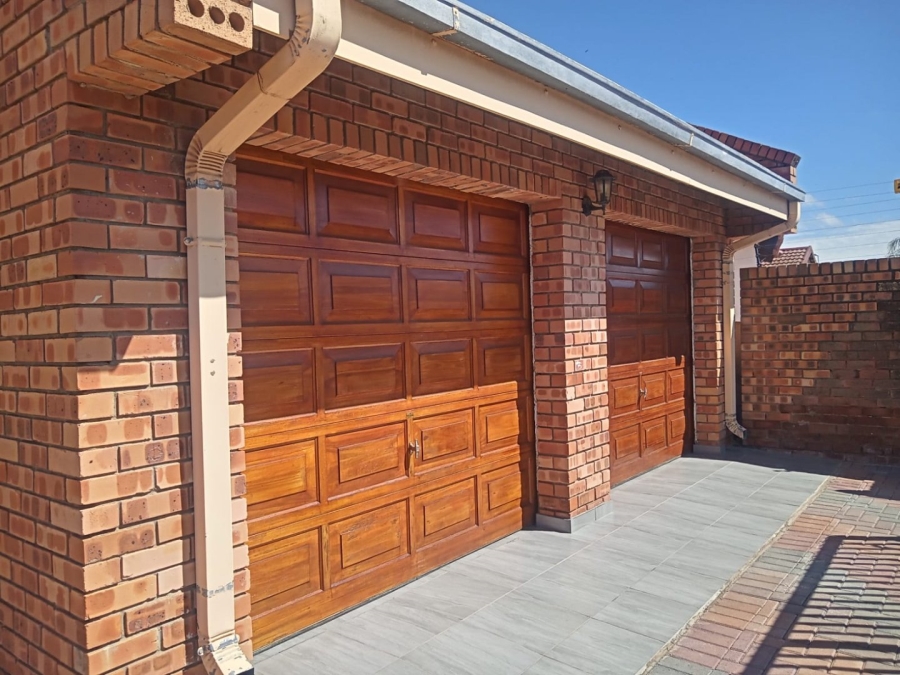 3 Bedroom Property for Sale in Seshego D Limpopo