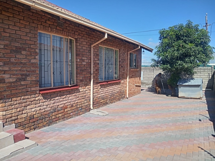 3 Bedroom Property for Sale in Seshego D Limpopo