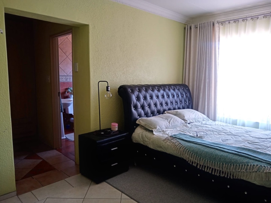 3 Bedroom Property for Sale in Seshego D Limpopo