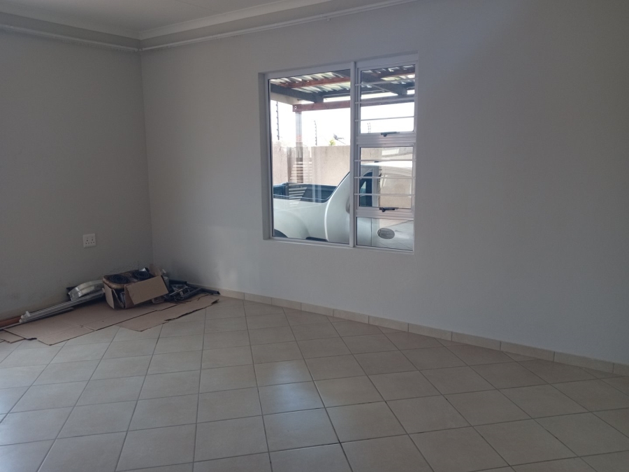 To Let 4 Bedroom Property for Rent in Southern Gateway Limpopo