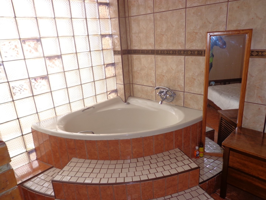 To Let 3 Bedroom Property for Rent in Bendor Limpopo
