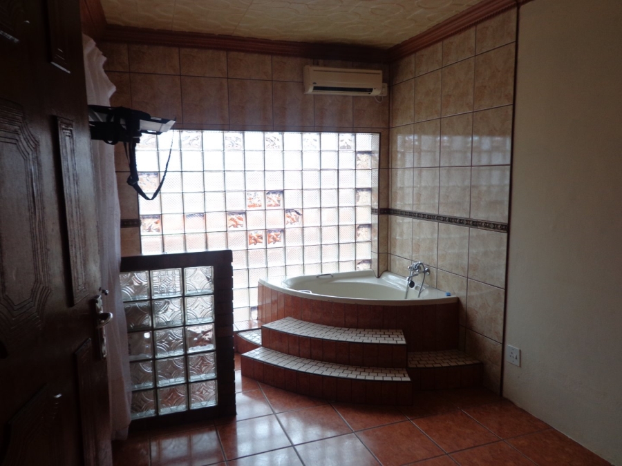 To Let 3 Bedroom Property for Rent in Bendor Limpopo