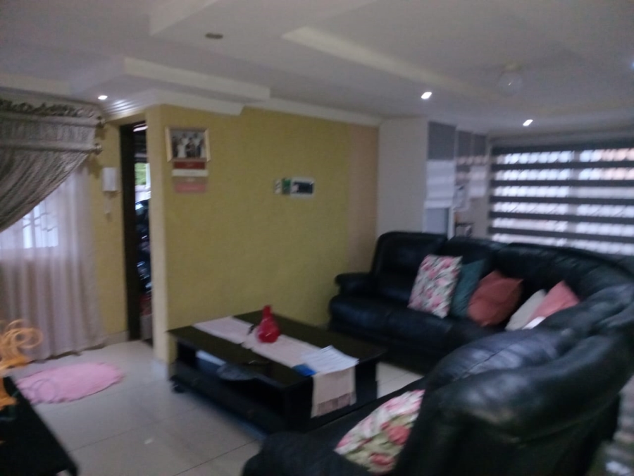 3 Bedroom Property for Sale in Rethabile Gardens Limpopo