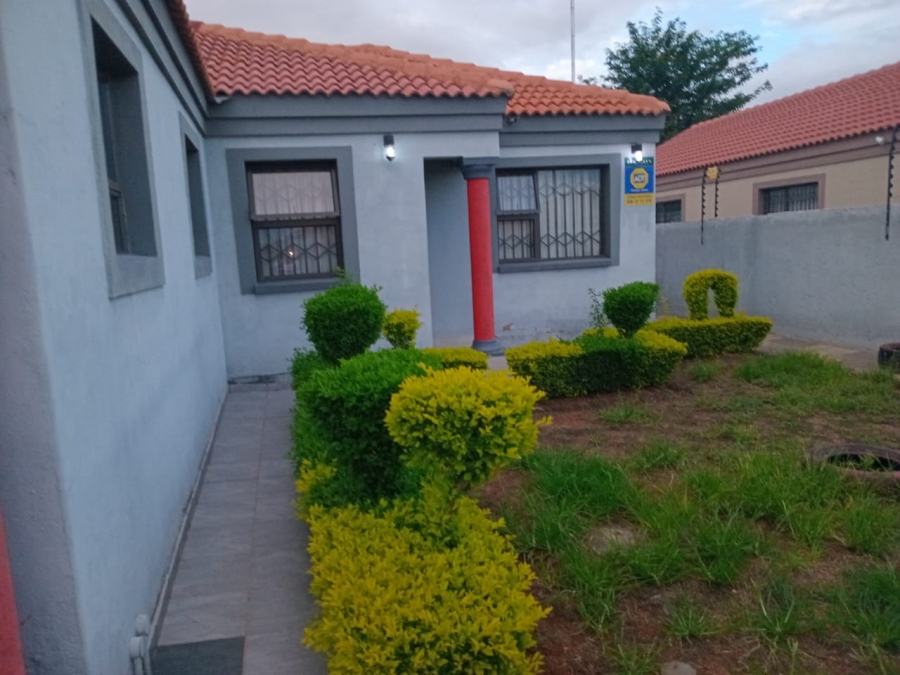 3 Bedroom Property for Sale in Rethabile Gardens Limpopo