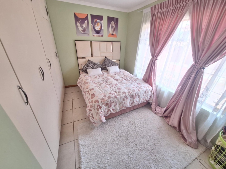 3 Bedroom Property for Sale in Debron Limpopo