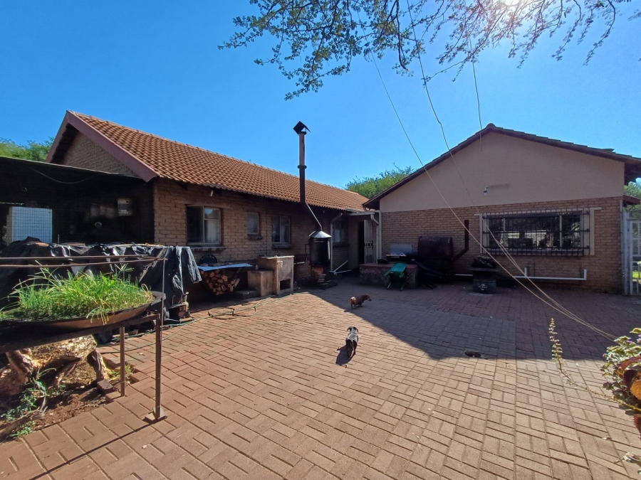 3 Bedroom Property for Sale in Wilderbeestaagte SH Limpopo