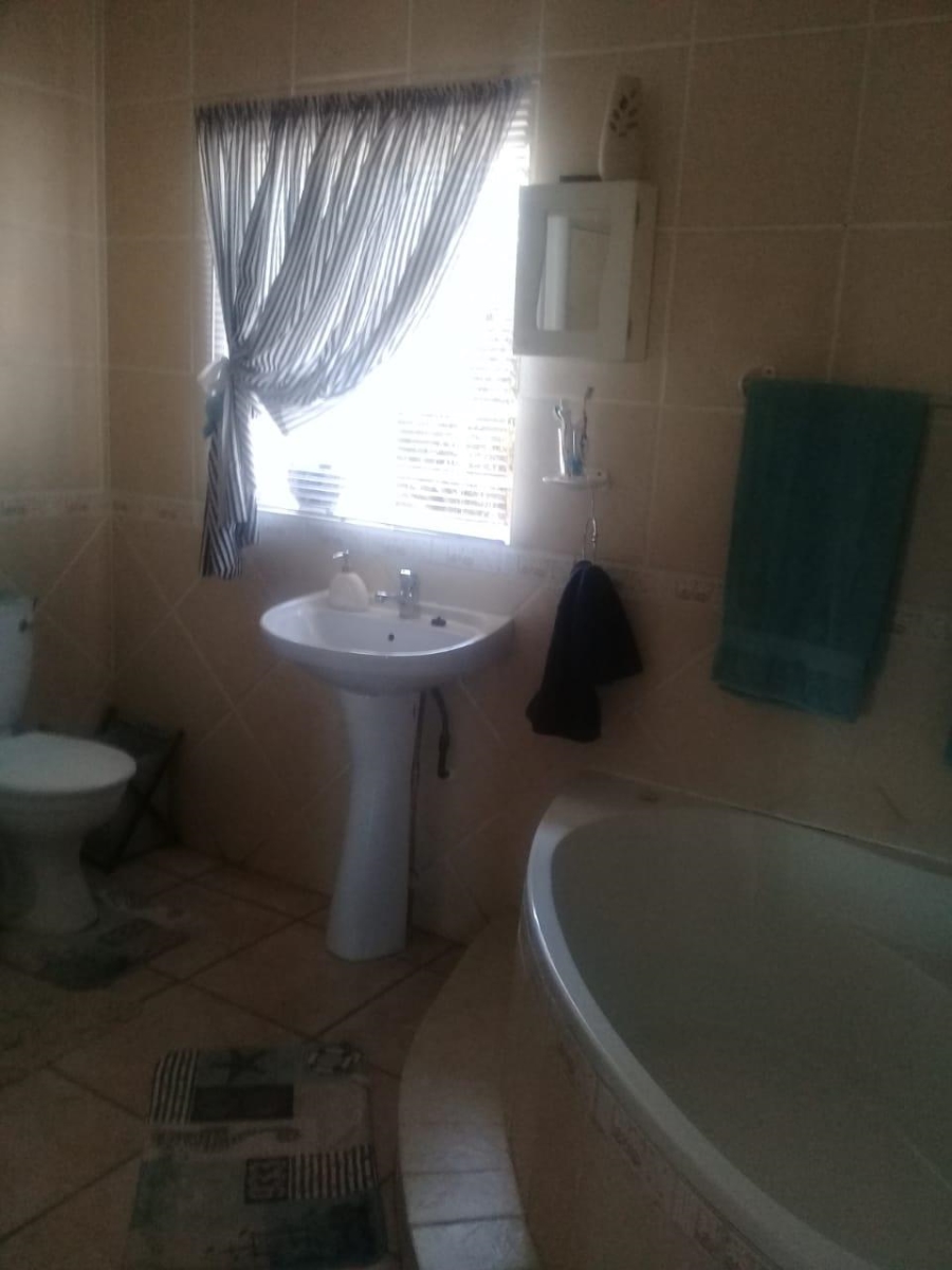 3 Bedroom Property for Sale in Modimolle Limpopo