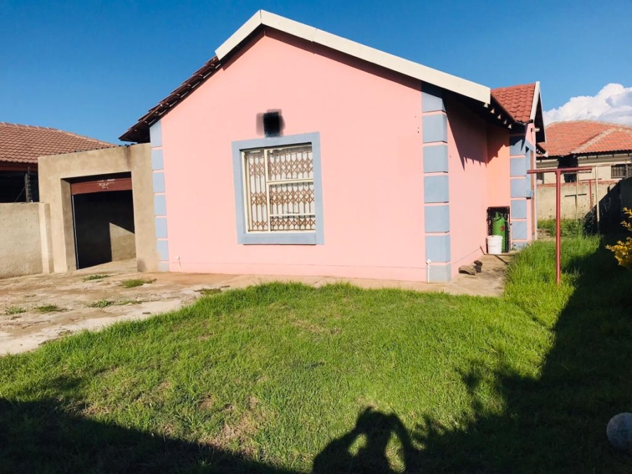 3 Bedroom Property for Sale in Mahlako-A-Phahla Gardens Limpopo