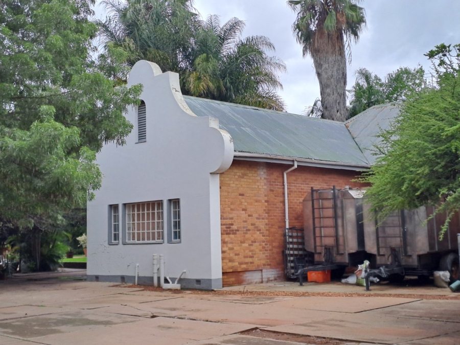 1 Bedroom Property for Sale in Palmietfontein Limpopo