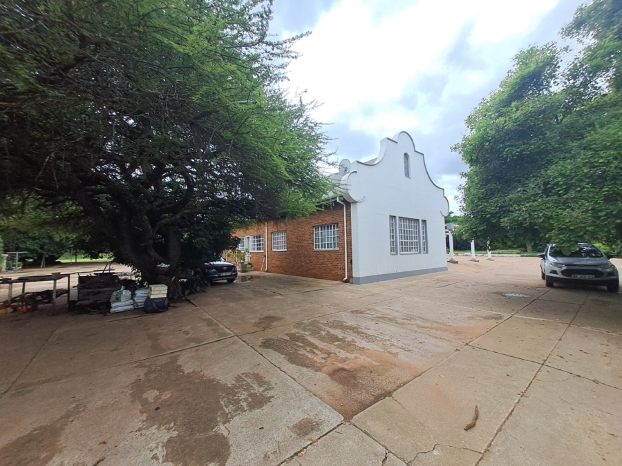 1 Bedroom Property for Sale in Palmietfontein Limpopo