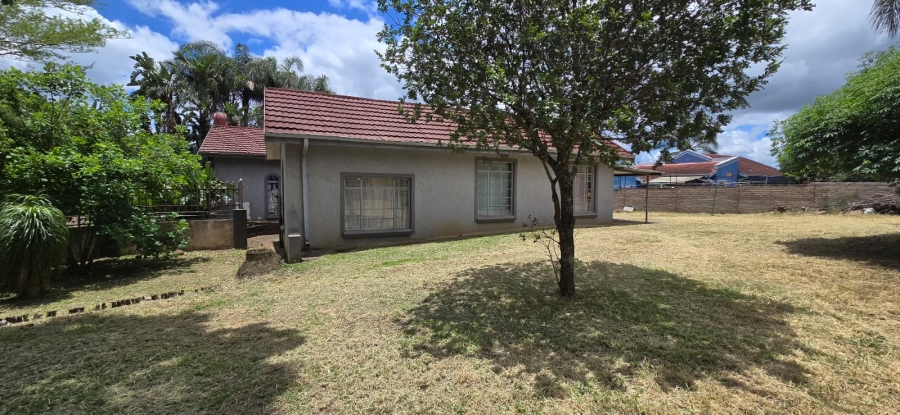 To Let 3 Bedroom Property for Rent in Louis Trichardt Limpopo