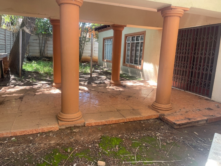 5 Bedroom Property for Sale in Polokwane Central Limpopo