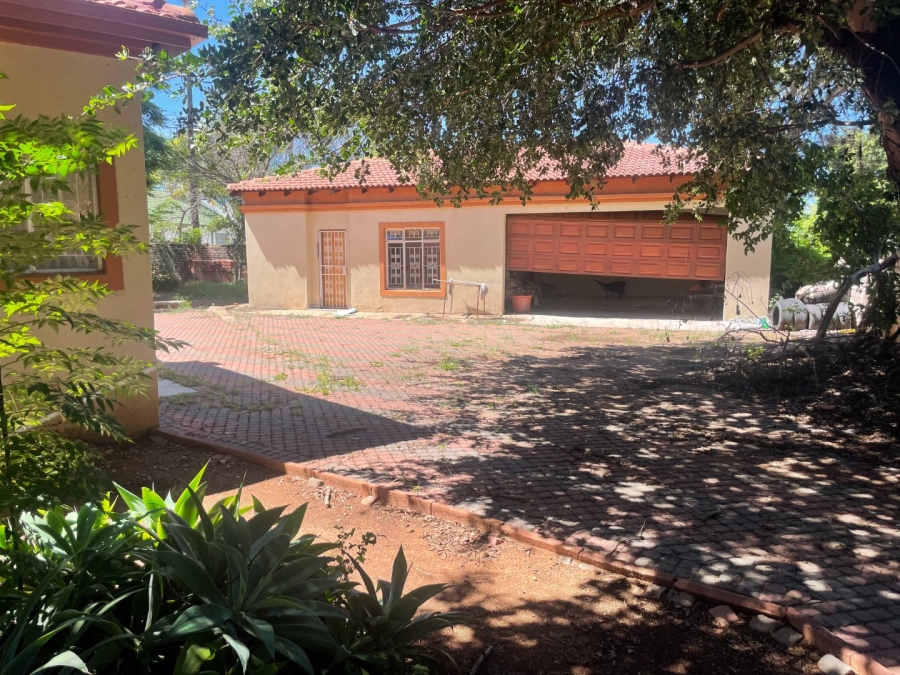 5 Bedroom Property for Sale in Polokwane Central Limpopo