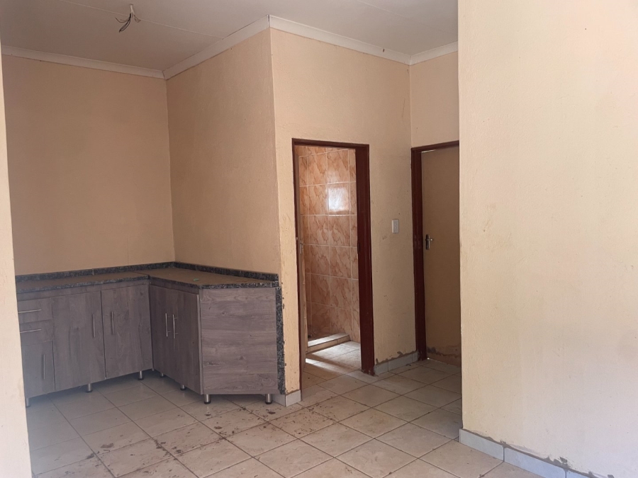 5 Bedroom Property for Sale in Polokwane Central Limpopo