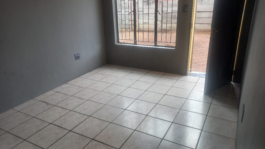 To Let 3 Bedroom Property for Rent in Nirvana Ext 3 Limpopo