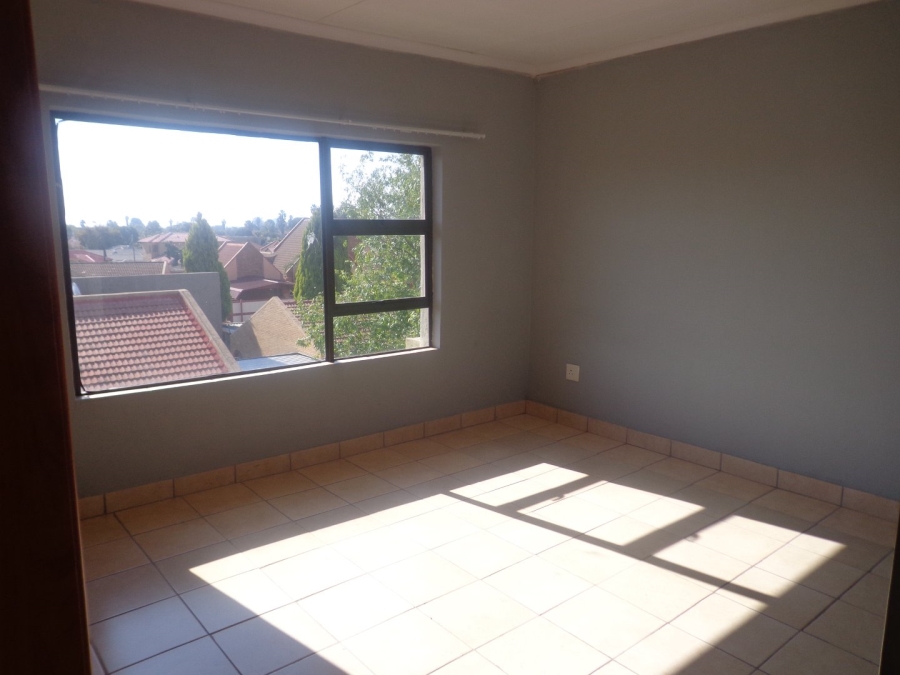 3 Bedroom Property for Sale in Penina Park Ext 2 Limpopo