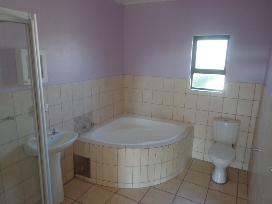 3 Bedroom Property for Sale in Penina Park Ext 2 Limpopo
