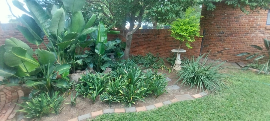 5 Bedroom Property for Sale in Bendor Limpopo