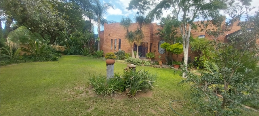5 Bedroom Property for Sale in Bendor Limpopo