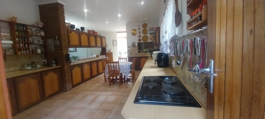 5 Bedroom Property for Sale in Bendor Limpopo