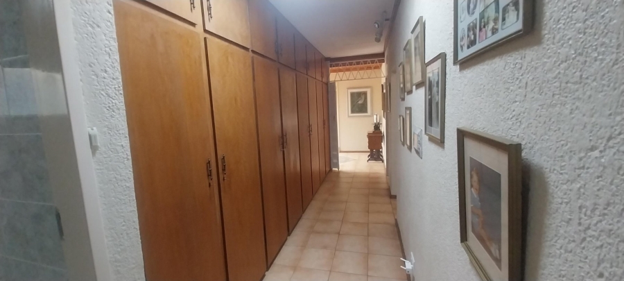 5 Bedroom Property for Sale in Bendor Limpopo