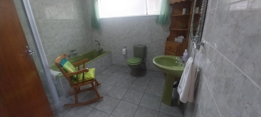 5 Bedroom Property for Sale in Bendor Limpopo