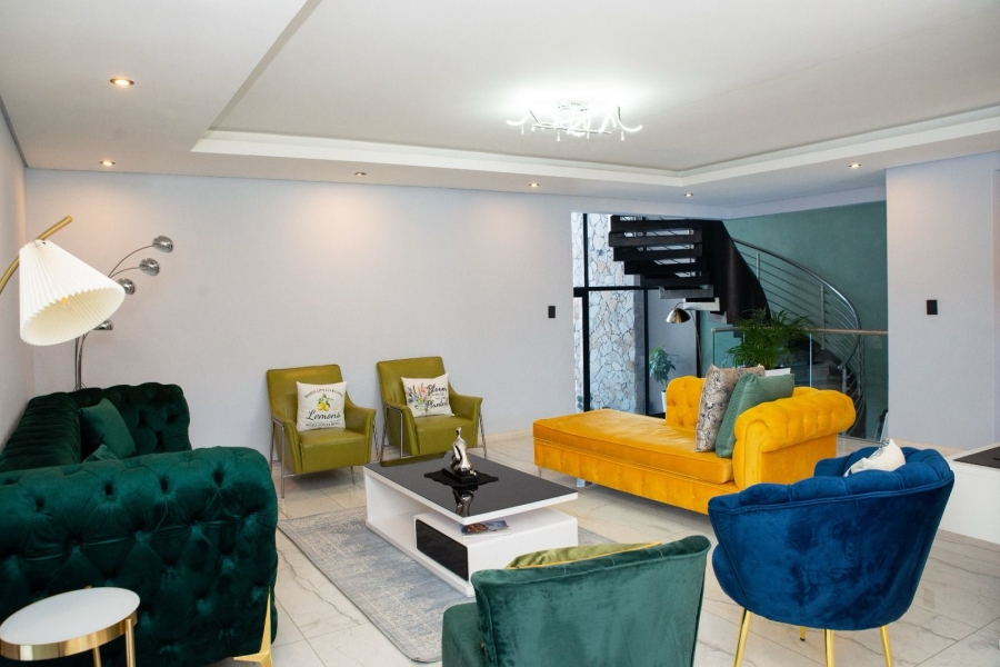 6 Bedroom Property for Sale in Bendor Limpopo