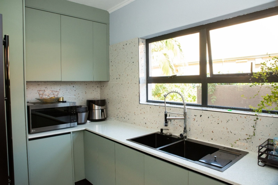 6 Bedroom Property for Sale in Bendor Limpopo