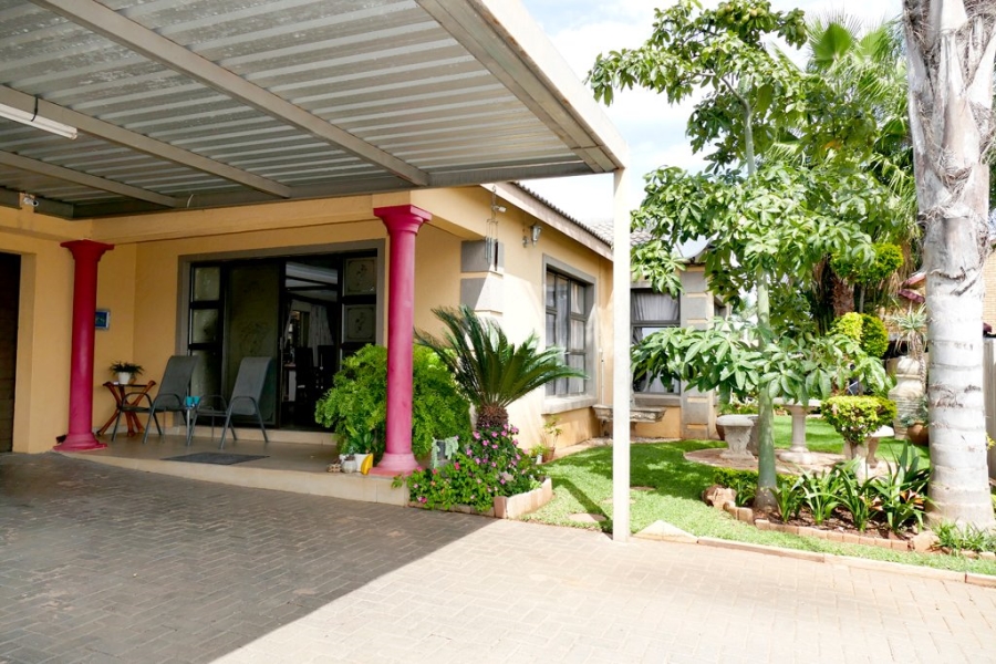 3 Bedroom Property for Sale in Bendor Limpopo