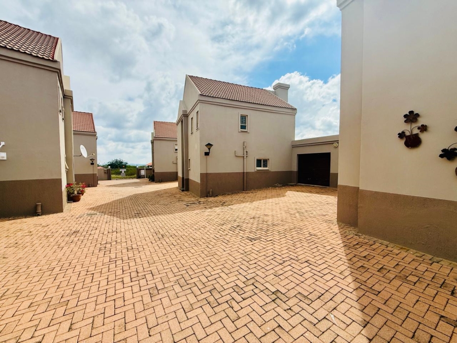 To Let 3 Bedroom Property for Rent in Bendor Limpopo
