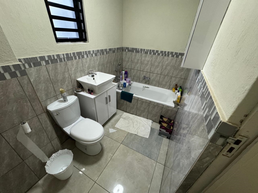 2 Bedroom Property for Sale in Bendor Limpopo