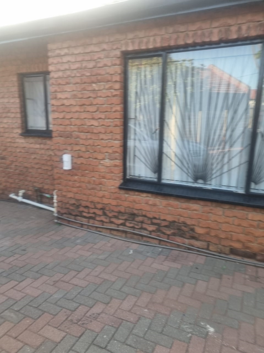 To Let 3 Bedroom Property for Rent in Flora Park Limpopo