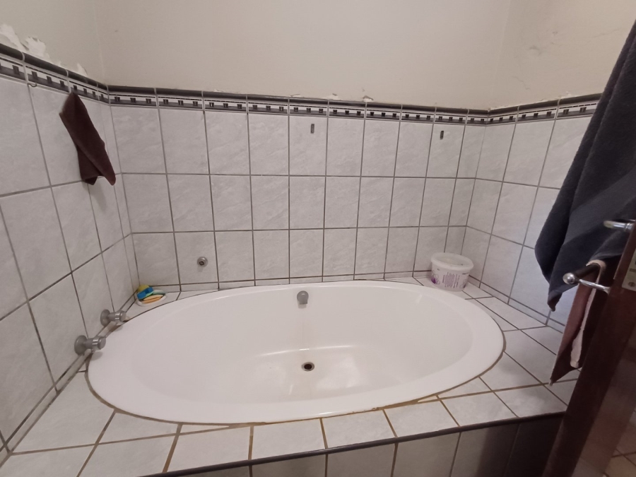 4 Bedroom Property for Sale in Thabazimbi Limpopo