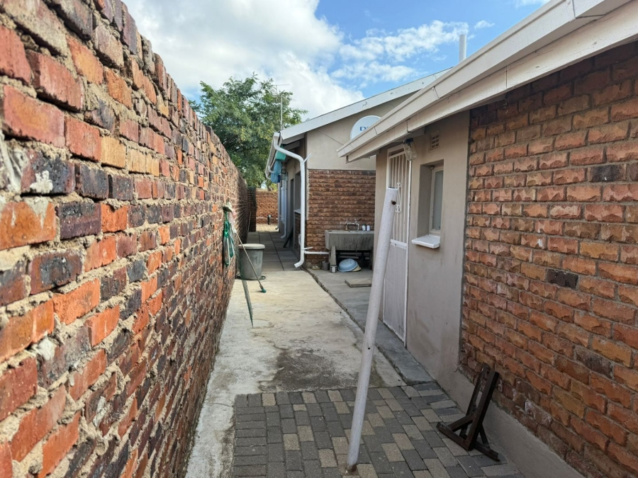 3 Bedroom Property for Sale in Nirvana Limpopo