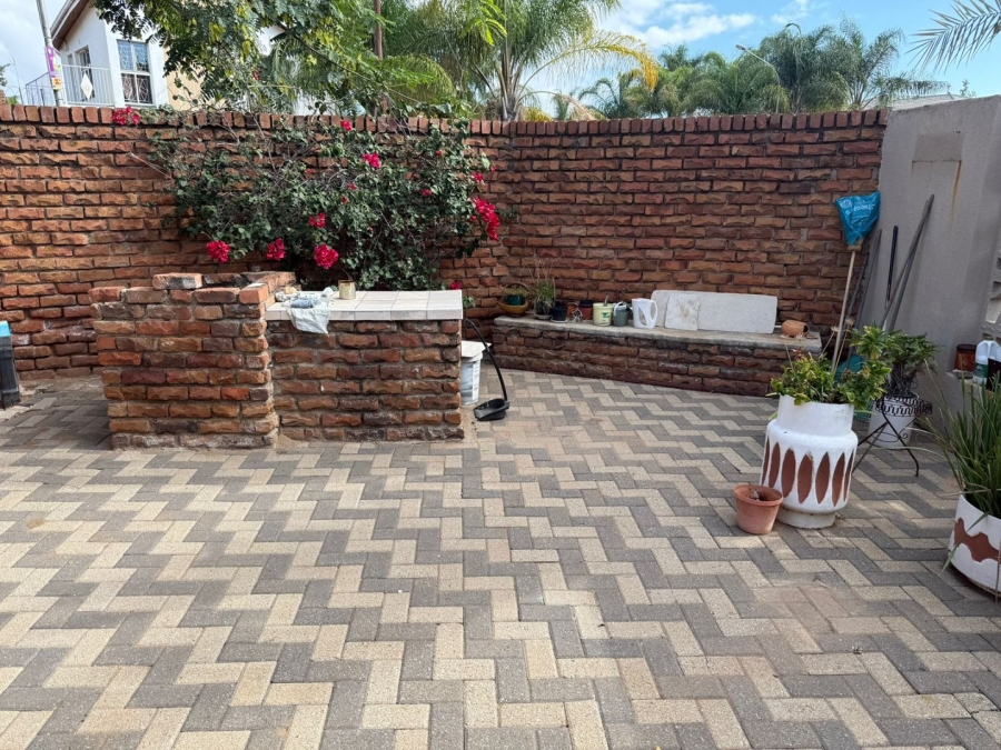 3 Bedroom Property for Sale in Nirvana Limpopo