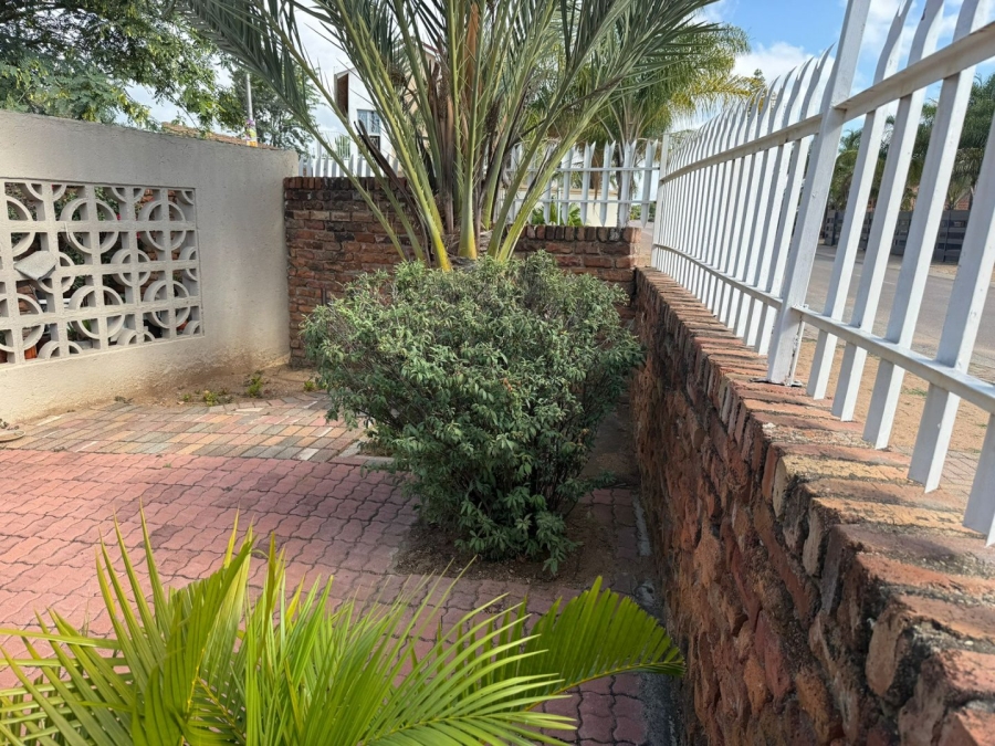 3 Bedroom Property for Sale in Nirvana Limpopo