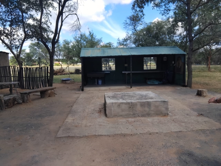 14 Bedroom Property for Sale in Mahwelereng Limpopo
