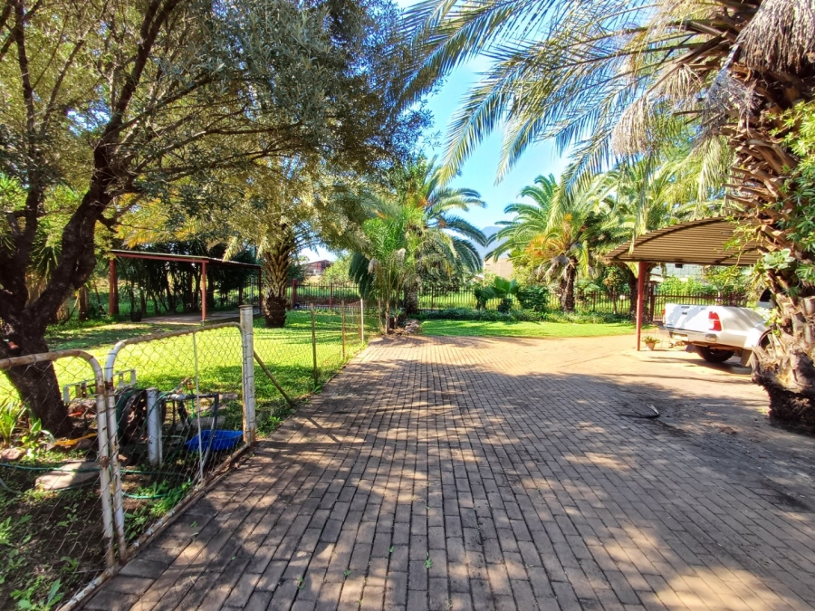 6 Bedroom Property for Sale in Thabazimbi Limpopo