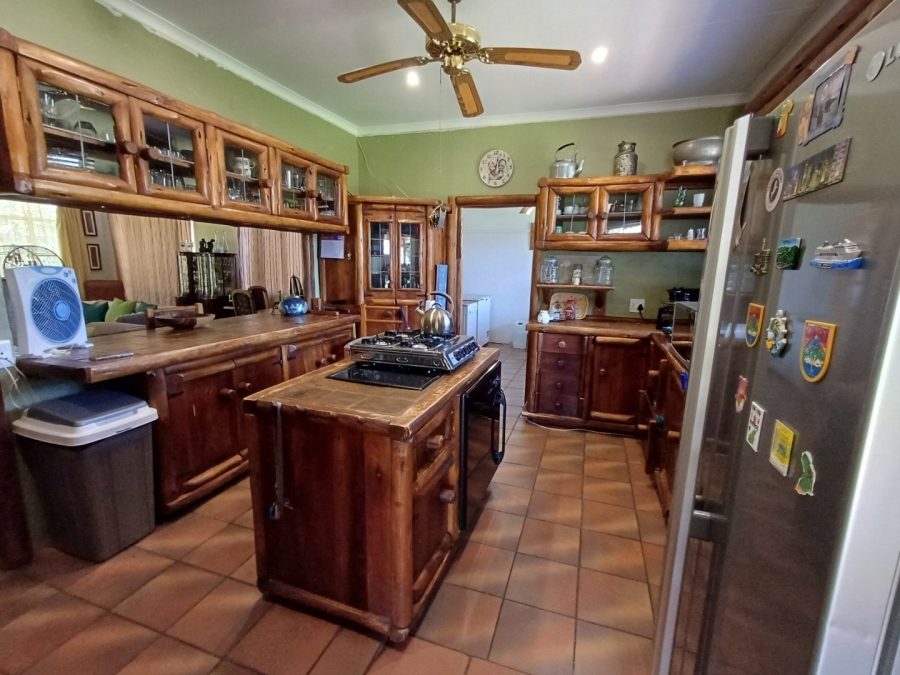 6 Bedroom Property for Sale in Thabazimbi Limpopo