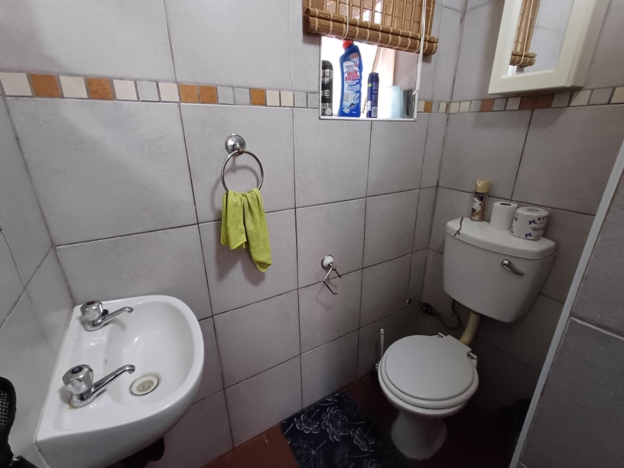 6 Bedroom Property for Sale in Thabazimbi Limpopo