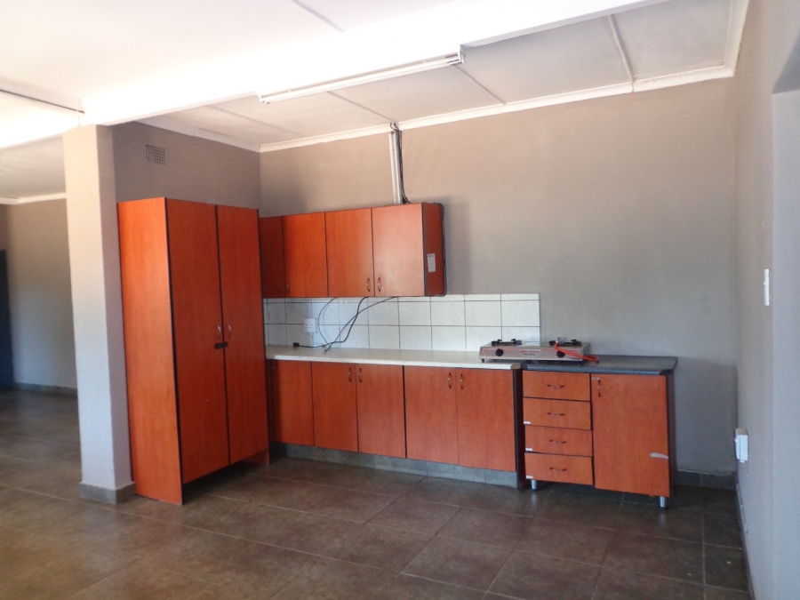 7 Bedroom Property for Sale in Hospitaalpark Limpopo