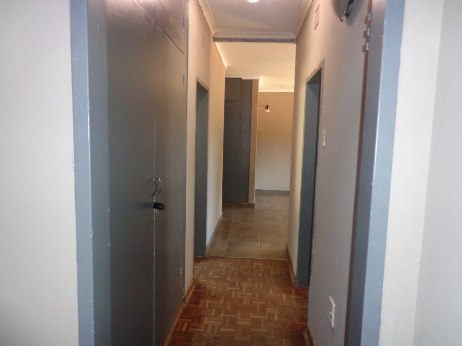 7 Bedroom Property for Sale in Hospitaalpark Limpopo